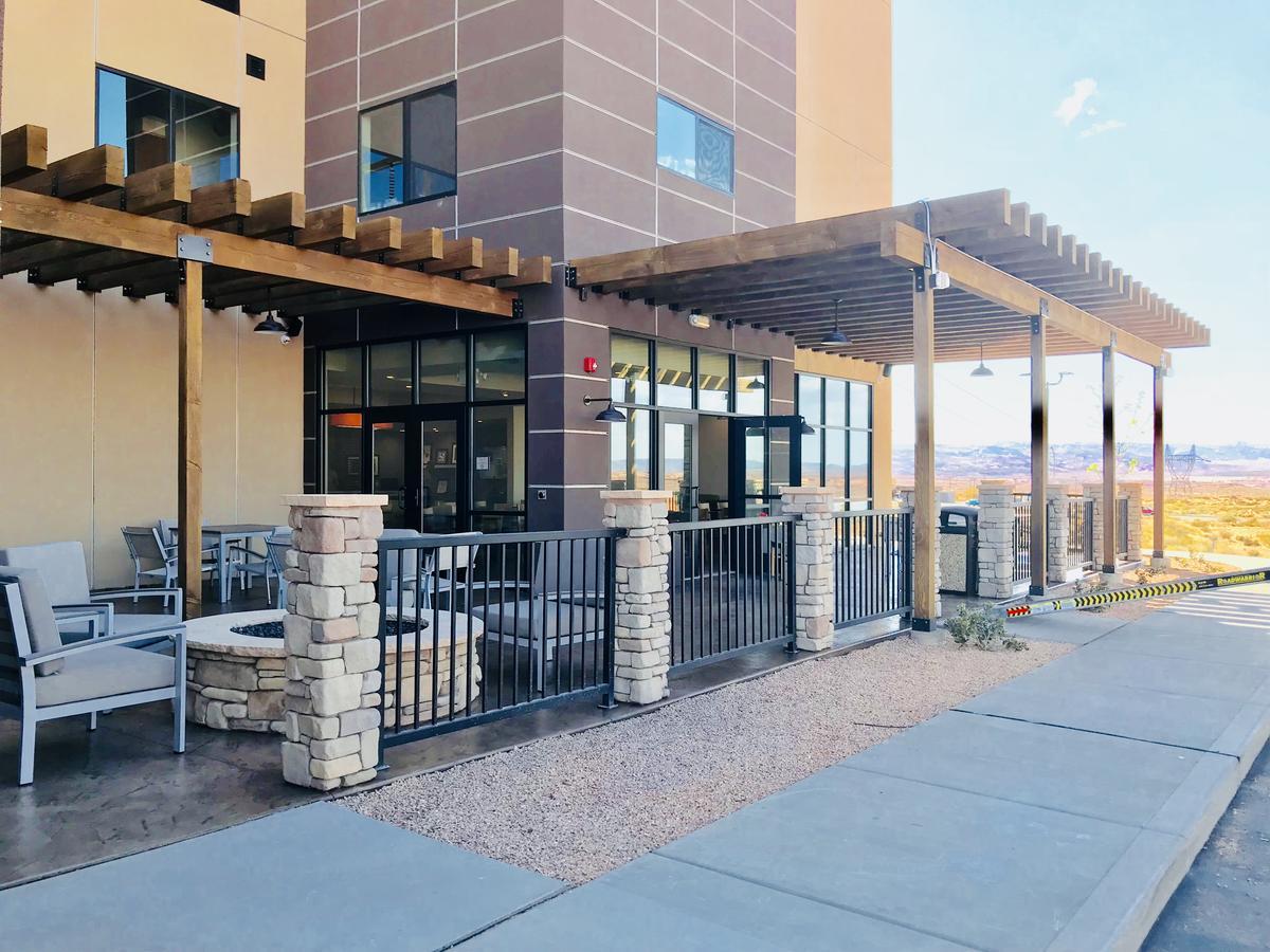 Country Inn & Suites By Radisson, Page, Az Exteriör bild